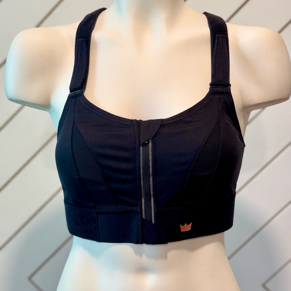 SHEFIT - The Ultimate Sports Bra - Black